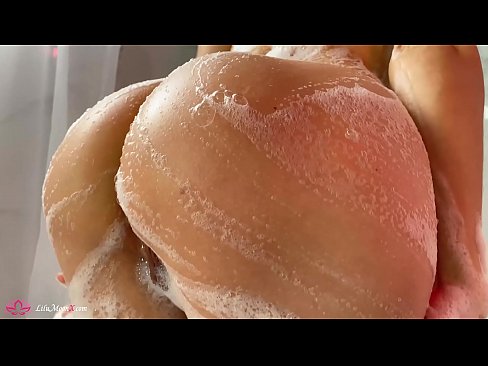 ❤️ Brunette Masturbates Pussy tare da Vibrator zuwa Tsananin inzali a cikin Shawa ❤️ Batsa ❤